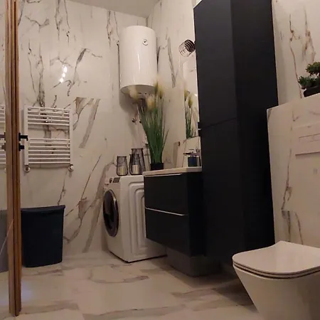 Daszynskiego * ウストロン